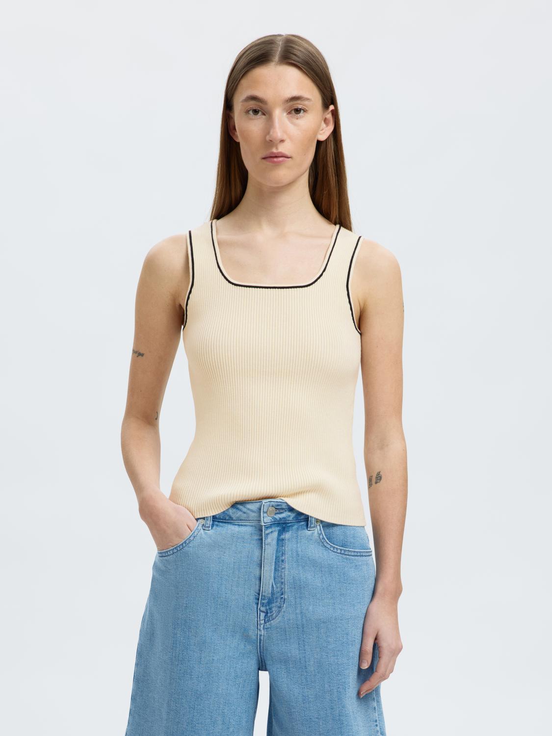 model_shot-front